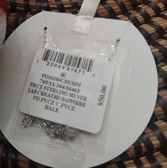 Sterling Silver & Cubic Zirconia Initial C Pendant Necklace in Ornament Box NWT - Picture 7 of 9